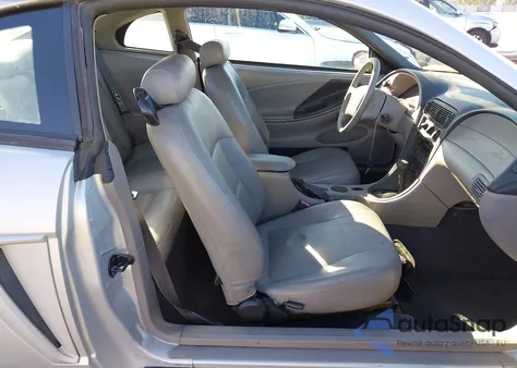 2002 Ford Mustang из США, поврежденный, VIN 1FAFP404X2F165897